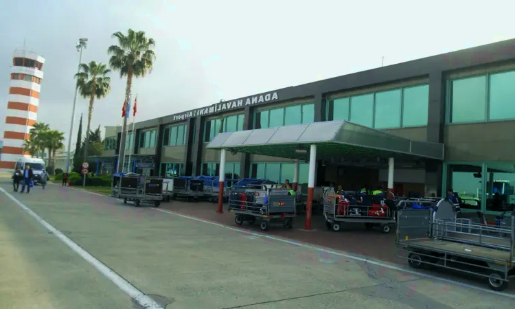 Aeroporto Adana Şakirpaşa