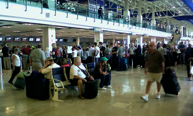 Lic. Aeroporto Internacional Gustavo Díaz Ordaz