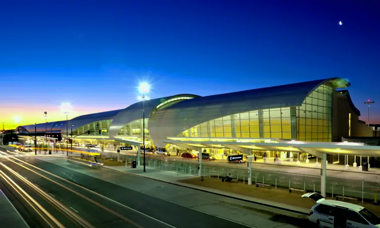 Aeroporto Internacional Norman Y. Mineta San José