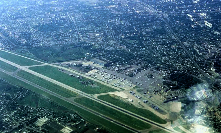 Aeroporto Internacional de Tashkent