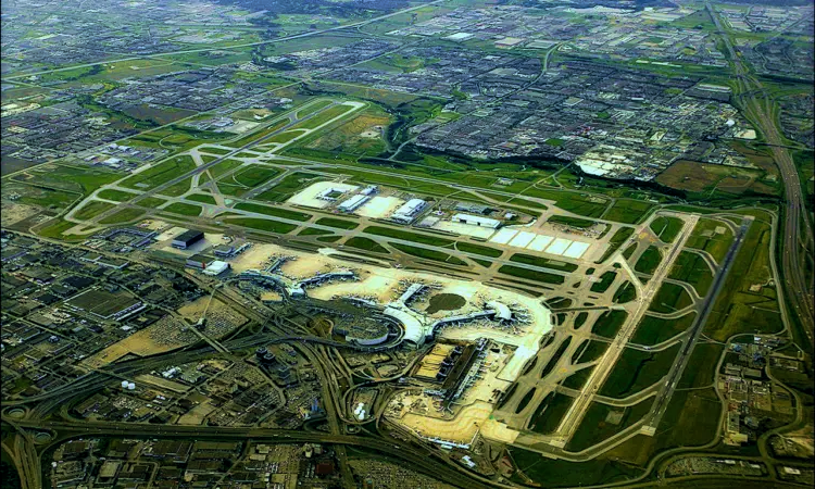 Aeroporto Internacional Pearson de Toronto